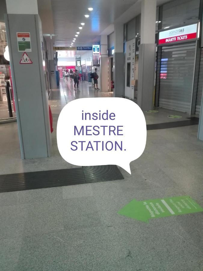 Central Station Rooms Mestre Eksteriør billede